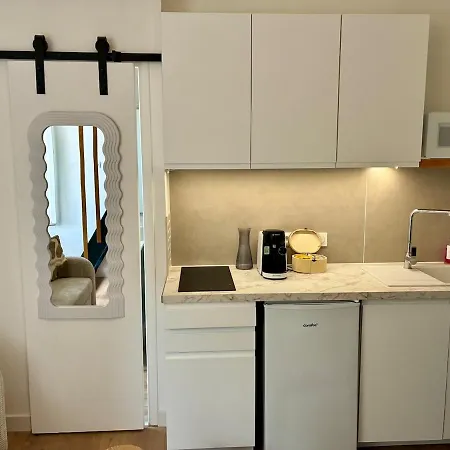 Apartment Mezzanine Porte Saint-michel *
