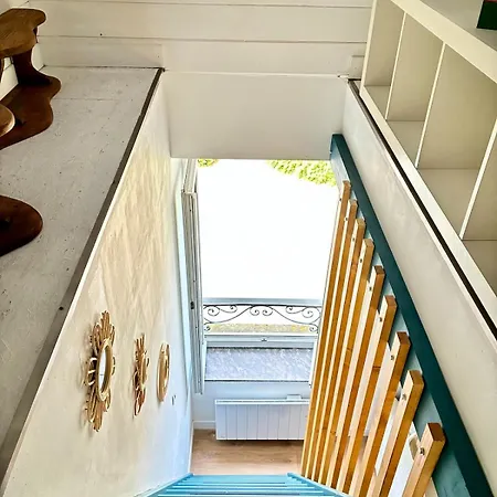 Apartment Mezzanine Porte Saint-michel