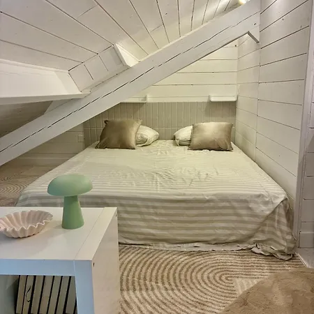 Mezzanine Porte Saint-michel Apartment Guérande